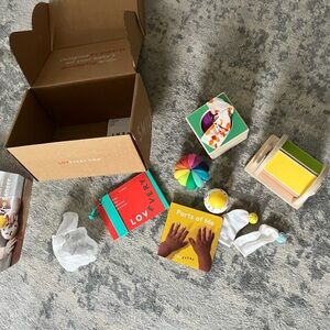 Lovevery Play Kit The Senser